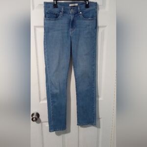 Levi's Classic Blue Straight Leg Women's Jeans